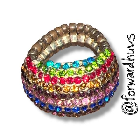 Bundle Sale 3 for $15 | Multicolor Beaded Stretch Ring - Fair to Good Condition - Picture 6 of 7